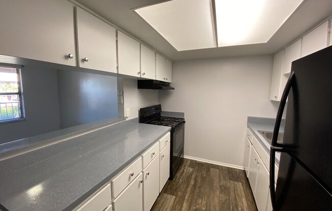 1 bed, 1 bath, 600 sqft, $1,250, Unit 271
