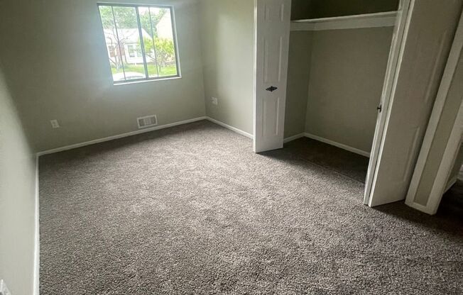 177 S Grandview - Available August 1