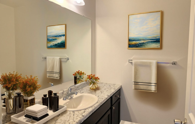 3 beds, 2 baths, 1,200 sqft, $1,750, Unit 1917-130