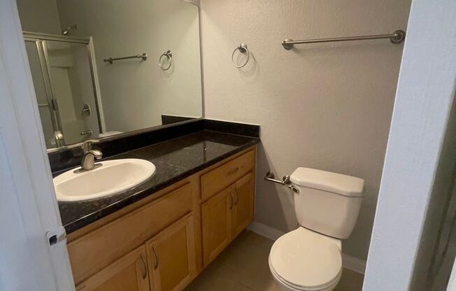 2 beds, 2 baths, 980 sqft, $3,035, Unit 819-34