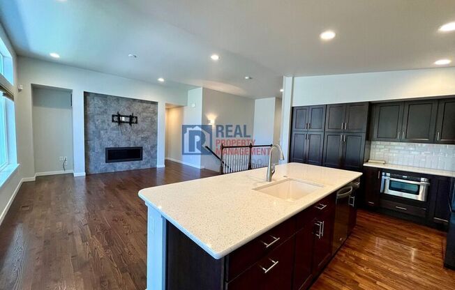 3942 HORSE GULCH LOOP