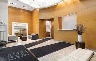212 E 57 ST