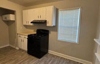 2 beds, 1 bath, $1,120