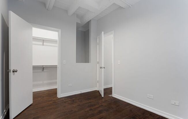 2 beds, 2 baths, $2,400, Unit 104