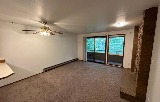 2 beds, 1 bath, 1,000 sqft, $2,175