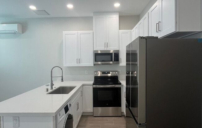 1 bed, 1 bath, 510 sqft, $2,595, Unit 1103-C