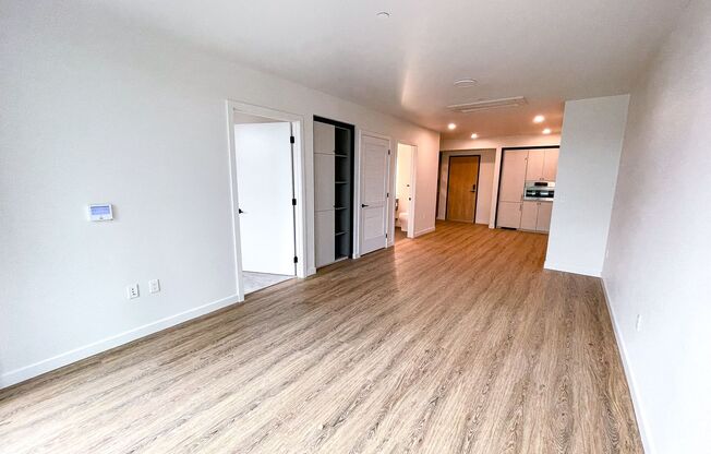 1 bed, 1 bath, 775 sqft, $3,495, Unit 220