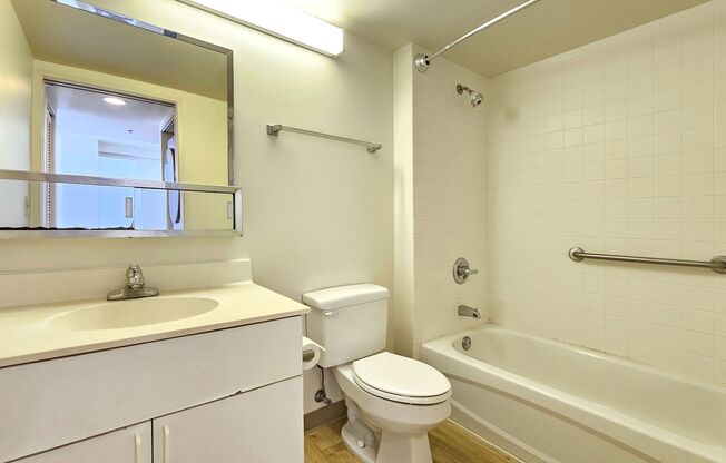1 bed, 1 bath, $2,100, Unit # 1605