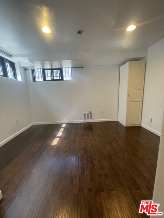 909 S Gramercy Pl Apt 3