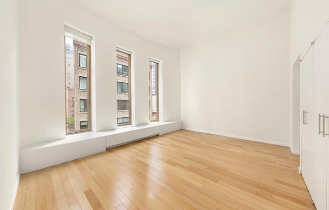 222 E 67 ST