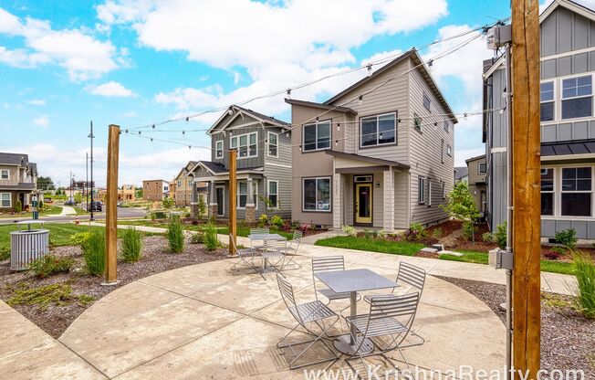 *NEW Construction* Stunning 3BD, 2.5 BA* Single Family Home Featuring Modern Upgrades* in South Hillsboro Reed's Crossing Community*