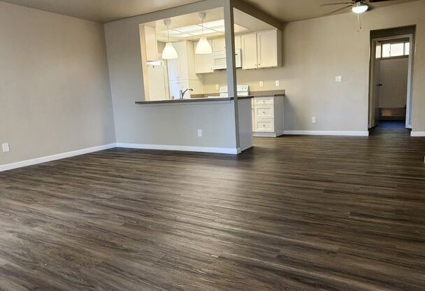 1 bed, 1 bath, 720 sqft, $1,990, Unit 21