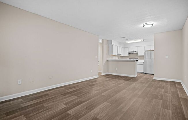 1 bed, 1 bath, 775 sqft, $1,100, Unit 019