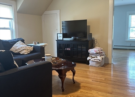 34 PENN ST