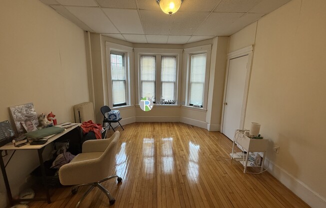 24 ROYCE RD