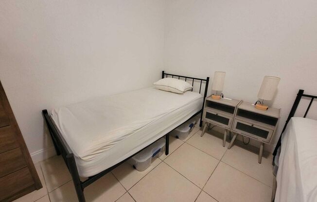 2751 NW 58TH TER LAUDERHILL, FL 33313