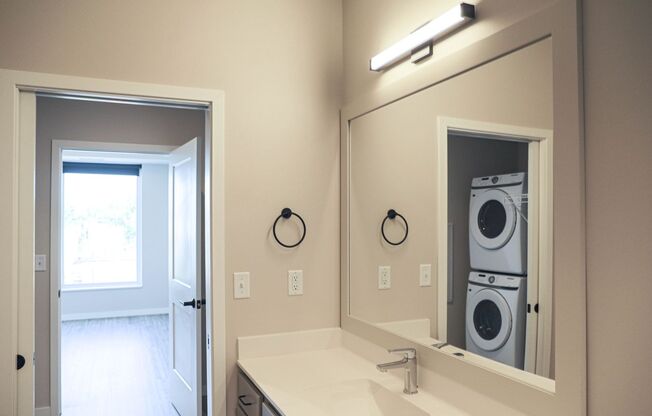 1 bed, 1 bath, 681 sqft, $1,500, Unit 212