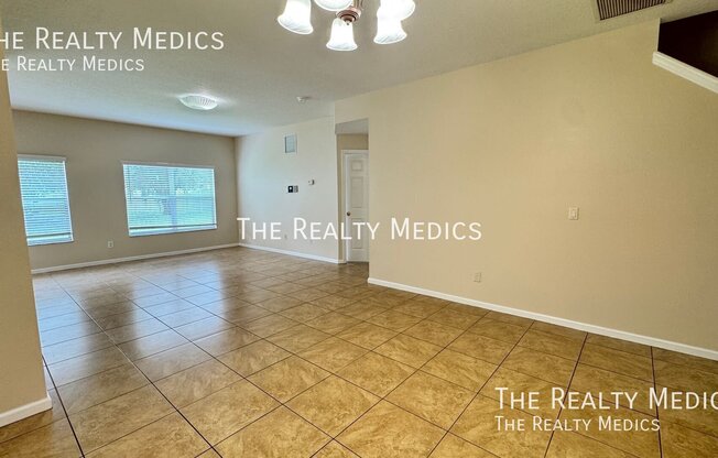 10324 CYPRESS TRL DR