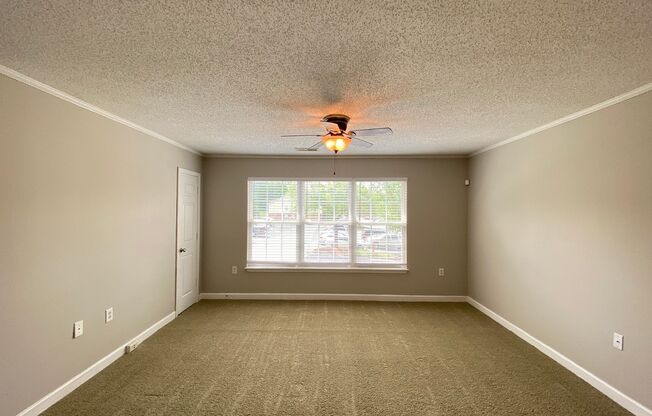 1820 Crest Hollow Drive #204