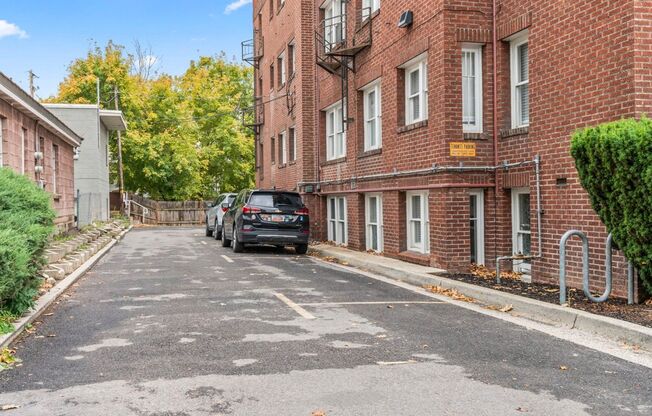 Studio, 1 bath, $1,074, Unit 15