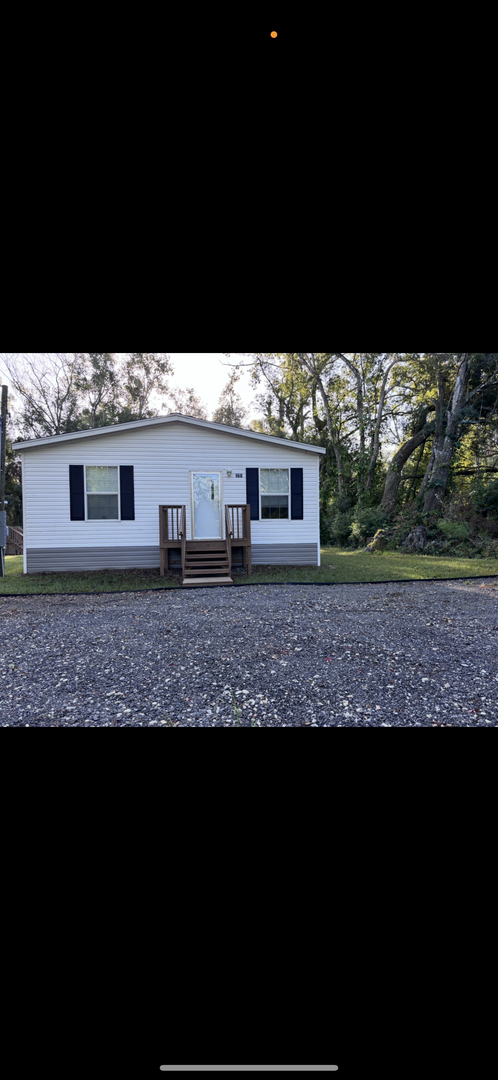 3 beds, 2 baths, $1,750