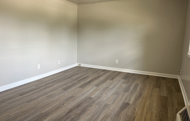 709 Daniels St Apt C