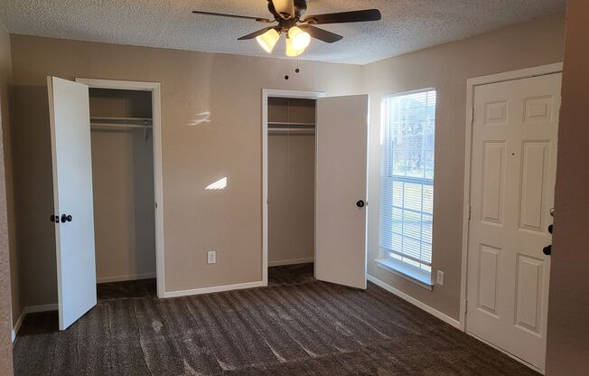 809 B TREADWELL CT