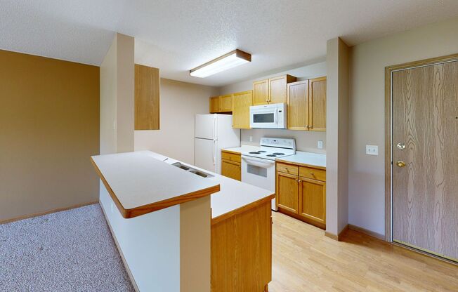 1 bed, 1 bath, 760 sqft, $1,095, Unit 2900-1233