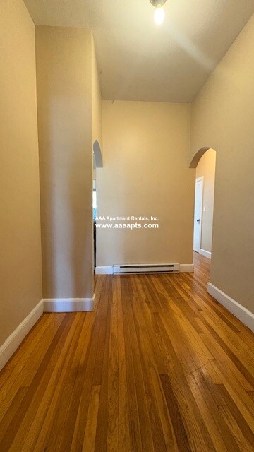 161 CLIFTON ST