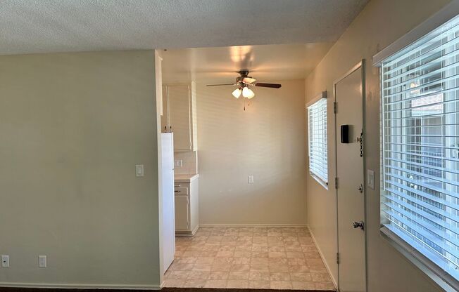 1 bed, 1 bath, 550 sqft, $1,695, Unit 12