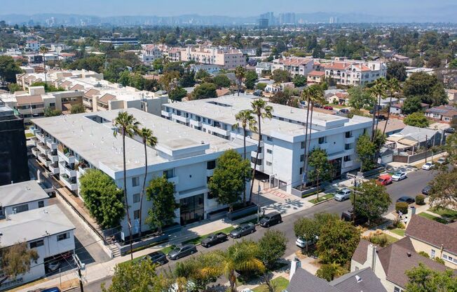 1 bed, 1 bath, $2,295, Unit 35-231