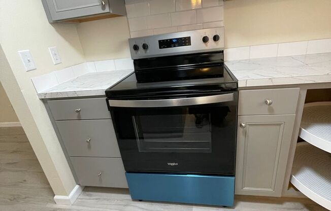 2 beds, 1 bath, 945 sqft, $1,500, Unit 088