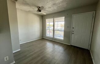 1 bed, 1 bath, 500 sqft, $1,225, Unit 303