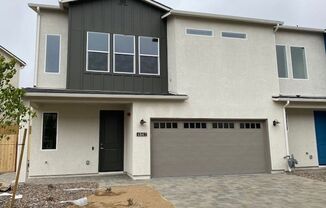 New Townhome at Falcon Ridge in North Reno