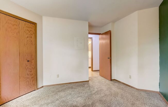 2 beds, 1 bath, $1,750, Unit Unit 21