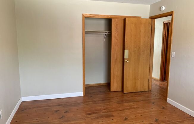 2 beds, 1 bath, 550 sqft, $725, Unit 1003-03