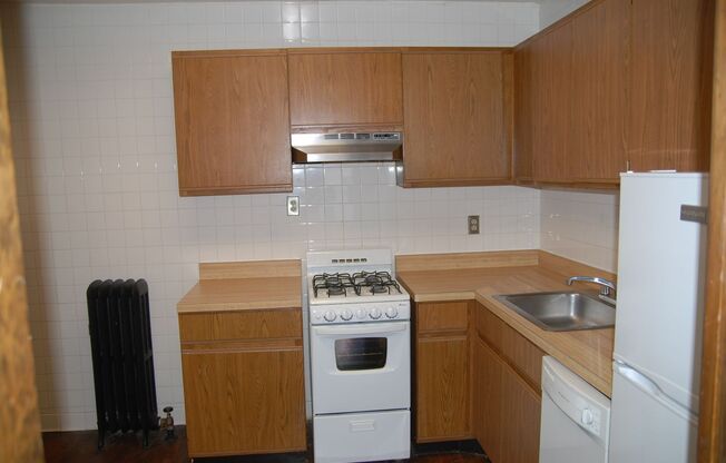 1 bed, 1 bath, 450 sqft, $1,995, Unit 520-G1