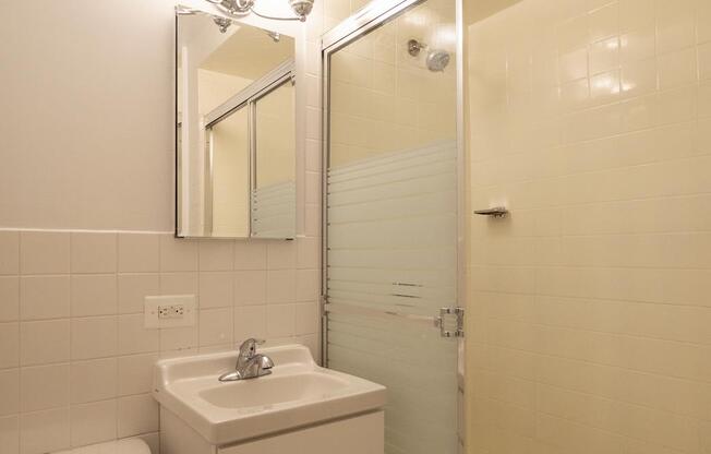 Studio, 1 bath, $2,895, Unit 4-C