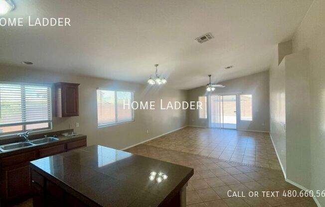 2349 N OAKMONT LN