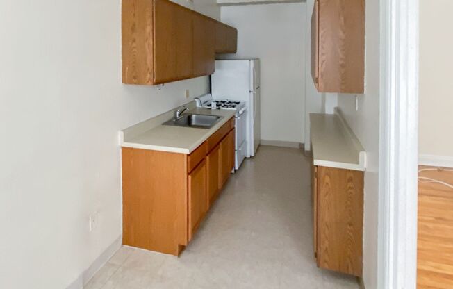 Studio, 1 bath, 423 sqft, $1,695, Unit 540-9B