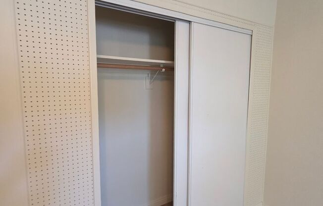 1 bed, 1 bath, $1,895, Unit 26