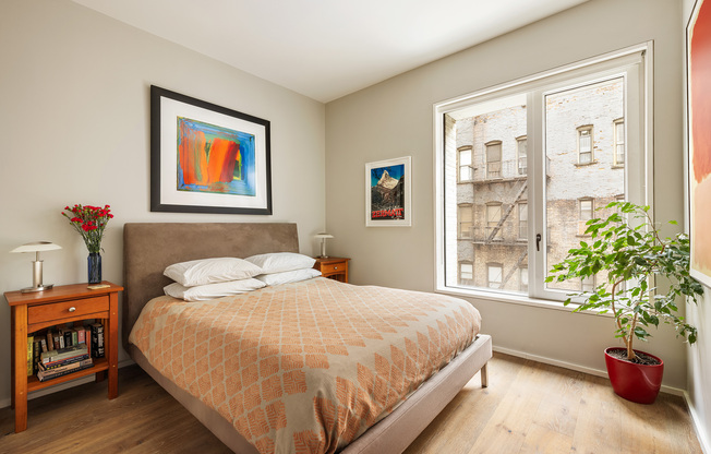 345 W 14 ST