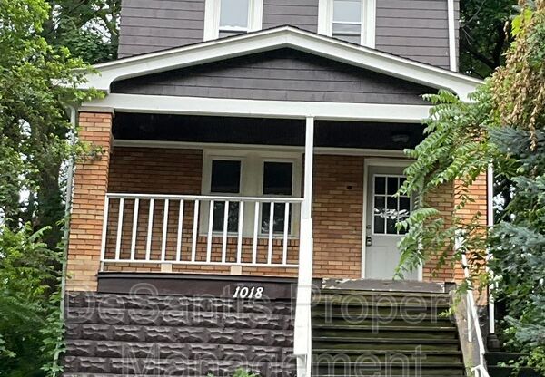 1018 BELLAIRE AVE