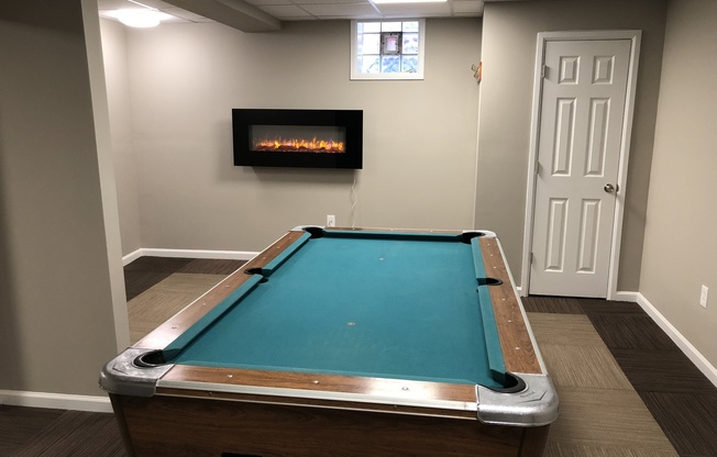 1 bed, 1 bath, 755 sqft, $945, Unit 12