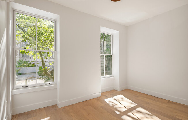 324 CLERMONT AVE