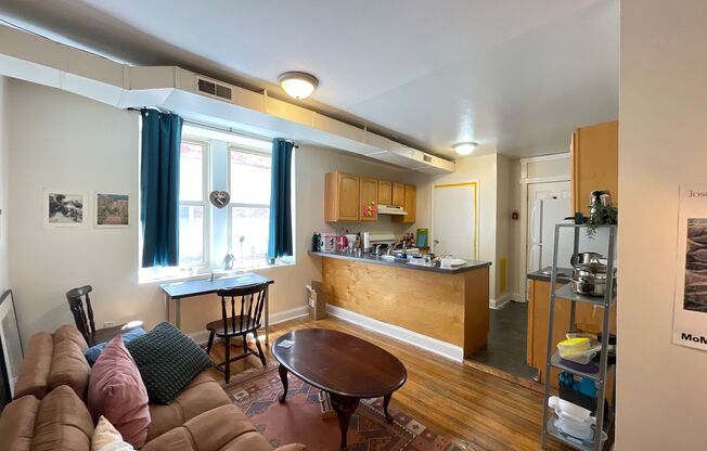 2 beds, 1 bath, 1,400 sqft, $1,495, Unit 4530-C21