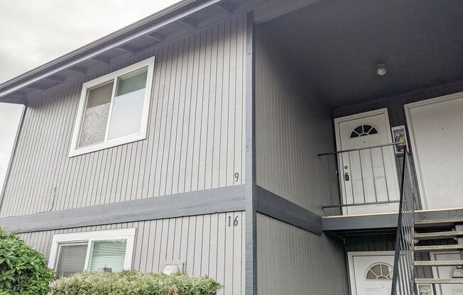 1 bed, 1 bath, 648 sqft, $1,095, Unit 09