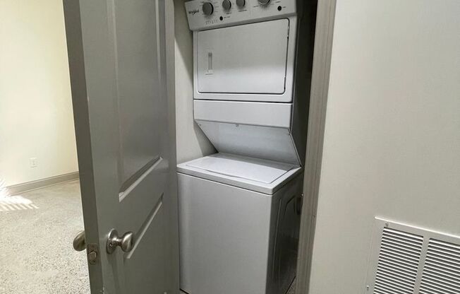 2103 Union