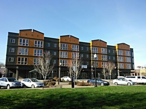 (863) The Jax 118 - 1 Bed + "Bonus/Den" / 1 Bath