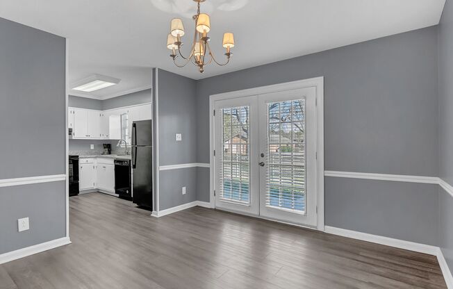 3 beds, 2.5 baths, 1,370 sqft, $1,015, Unit B-3